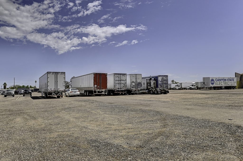 truck parking
