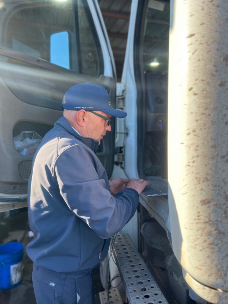 semi-repair-shop-phoenix