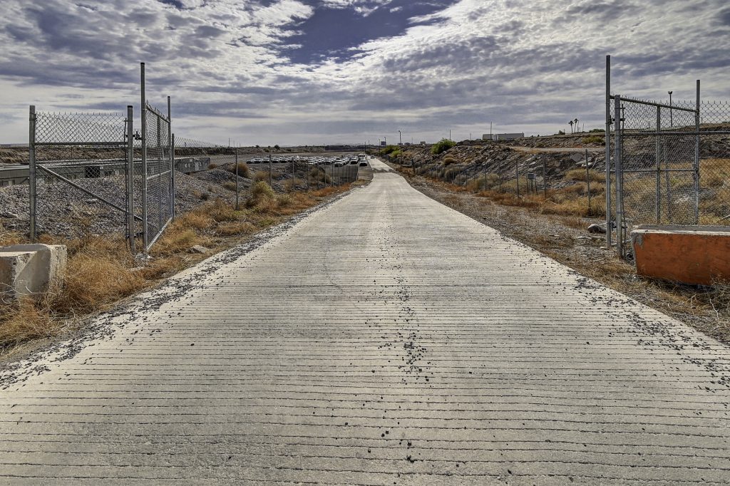 secure-heavy-storage-yard